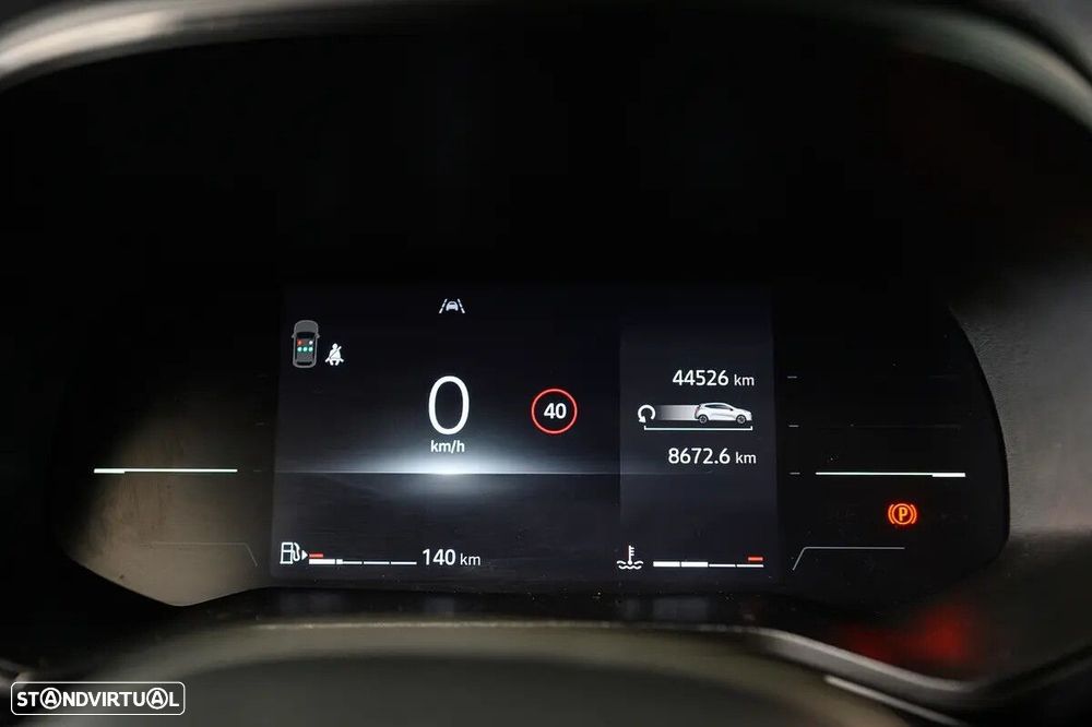 Renault Clio 1.0 TCe Evolution - 29