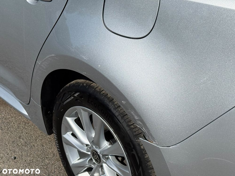 Toyota Corolla 1.8 Hybrid Comfort - 15