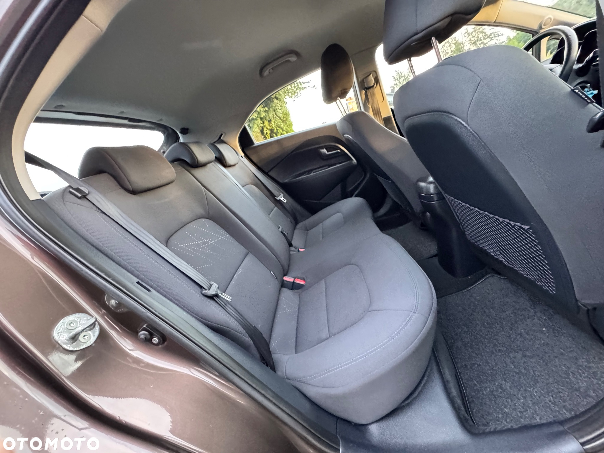 Kia Rio 1.4 Automatik Edition 7 - 24