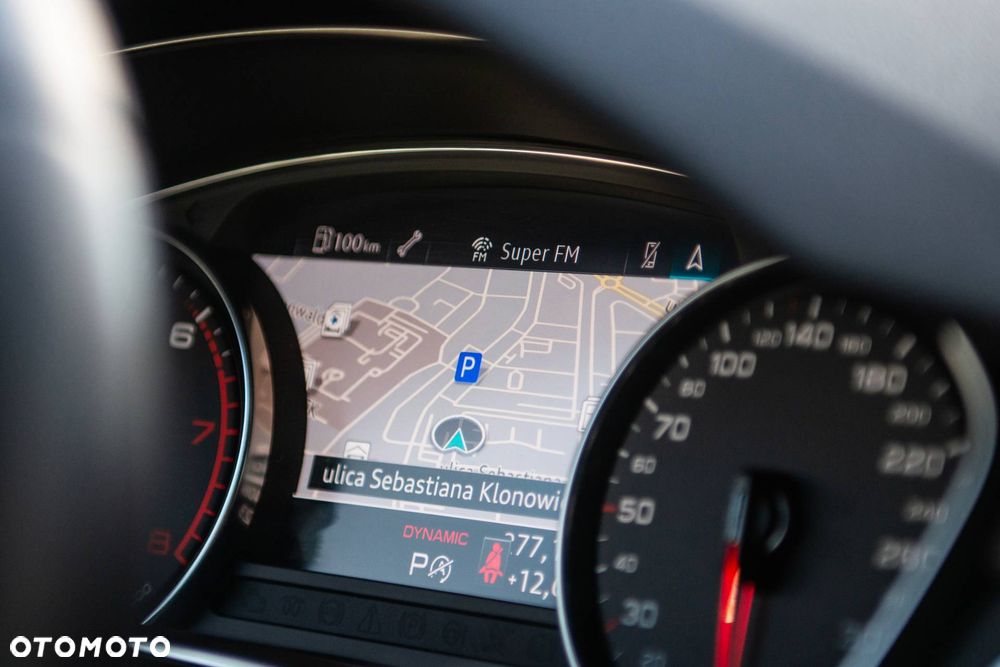 Audi A4 Allroad - 32