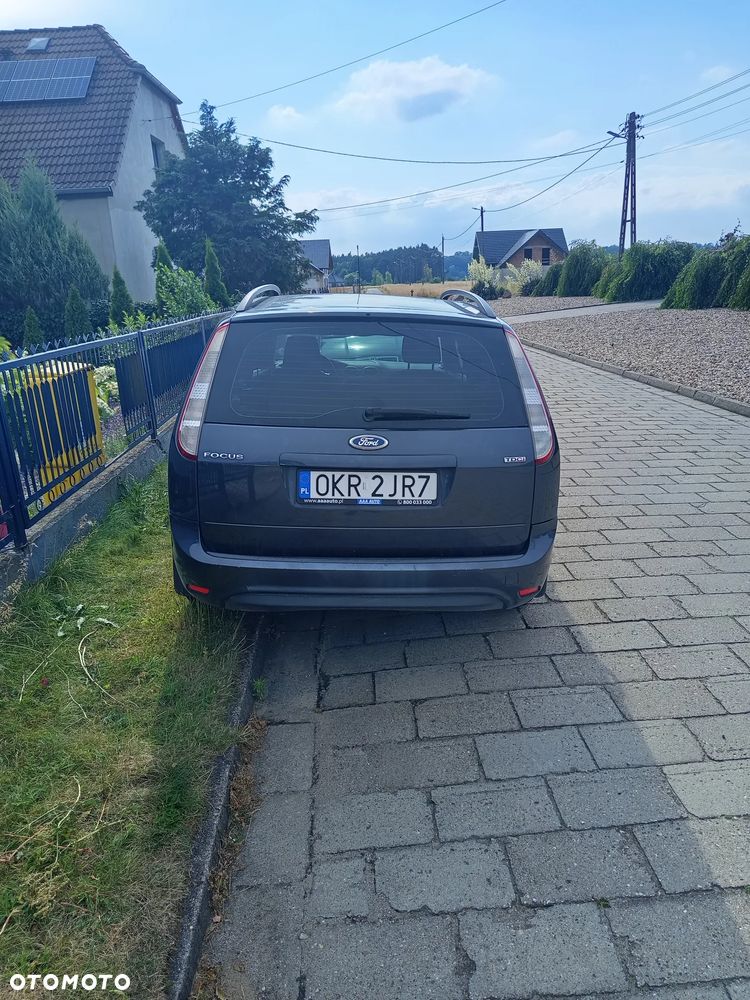 Ford Focus 1.8 TDCi Ambiente - 4