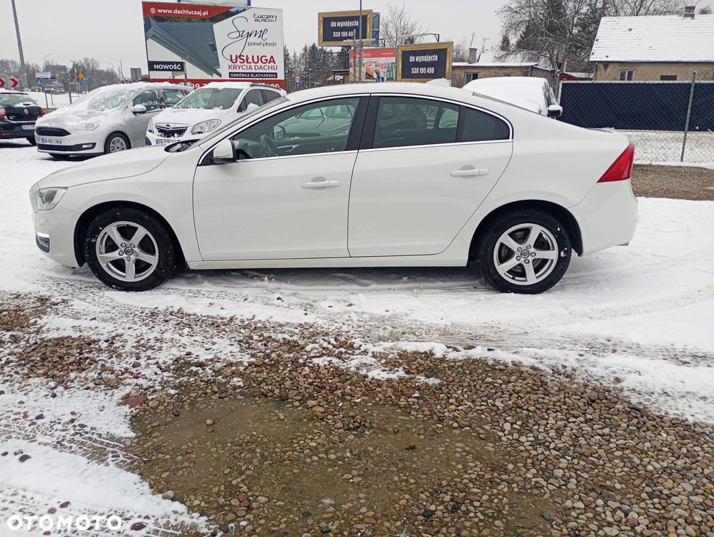 Volvo S60 D3 Drive-E Dynamic Edition (Momentum) - 28