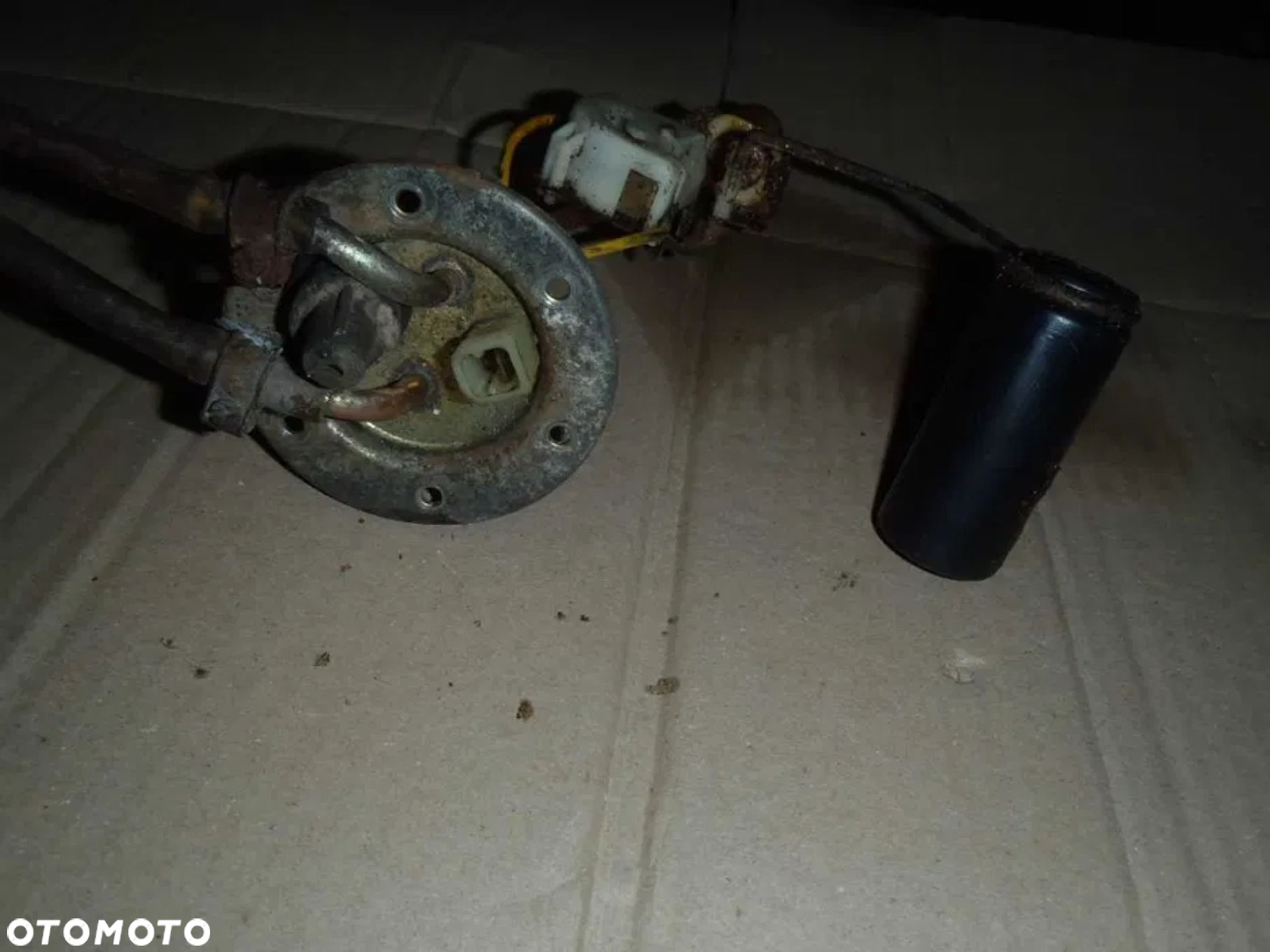 zbiornik bak pływak wskażnik wlew paliwa fiat 126 p 126p el oryginał - 4