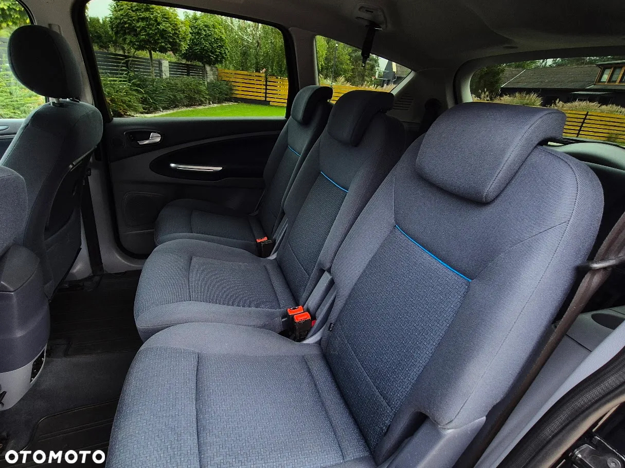 Ford S-Max - 20