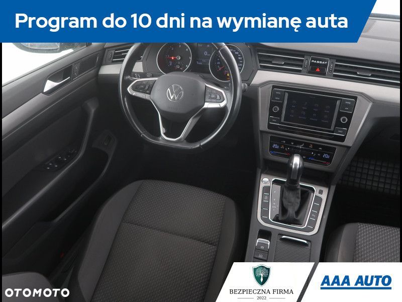Volkswagen Passat Variant - 9