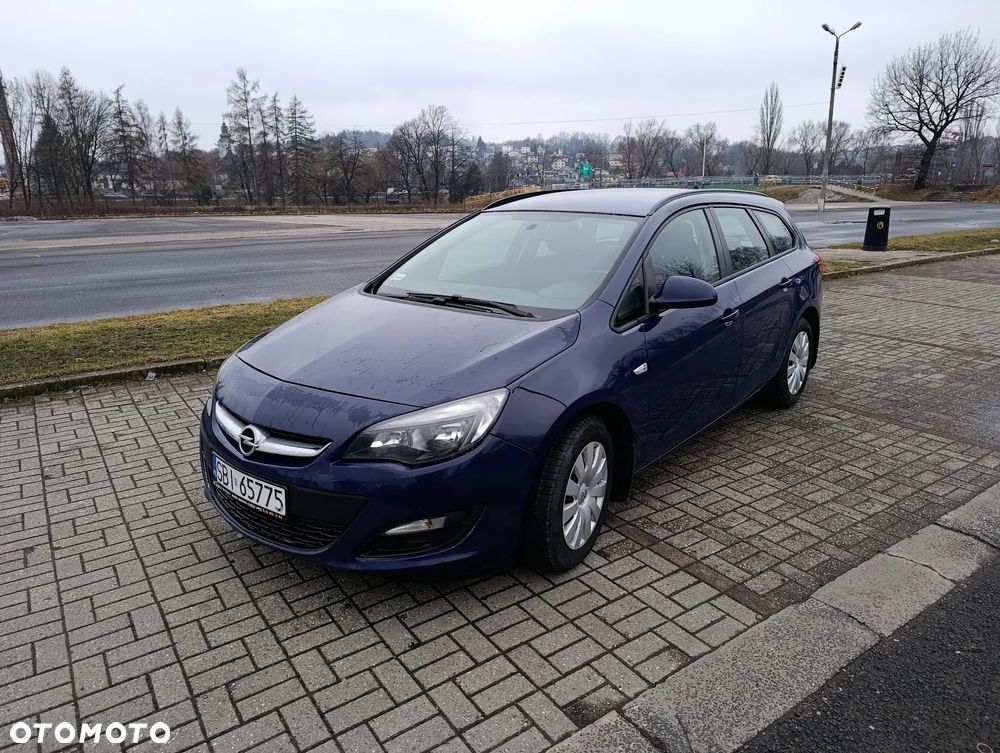 Opel Astra 1.6 CDTI Essentia - 1