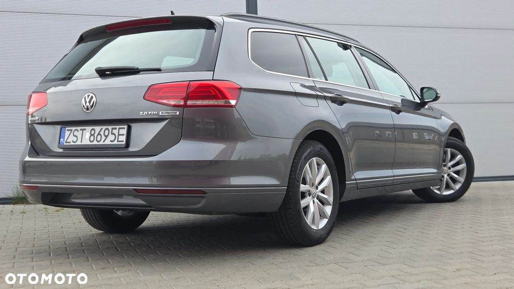 Volkswagen Passat Variant - 4