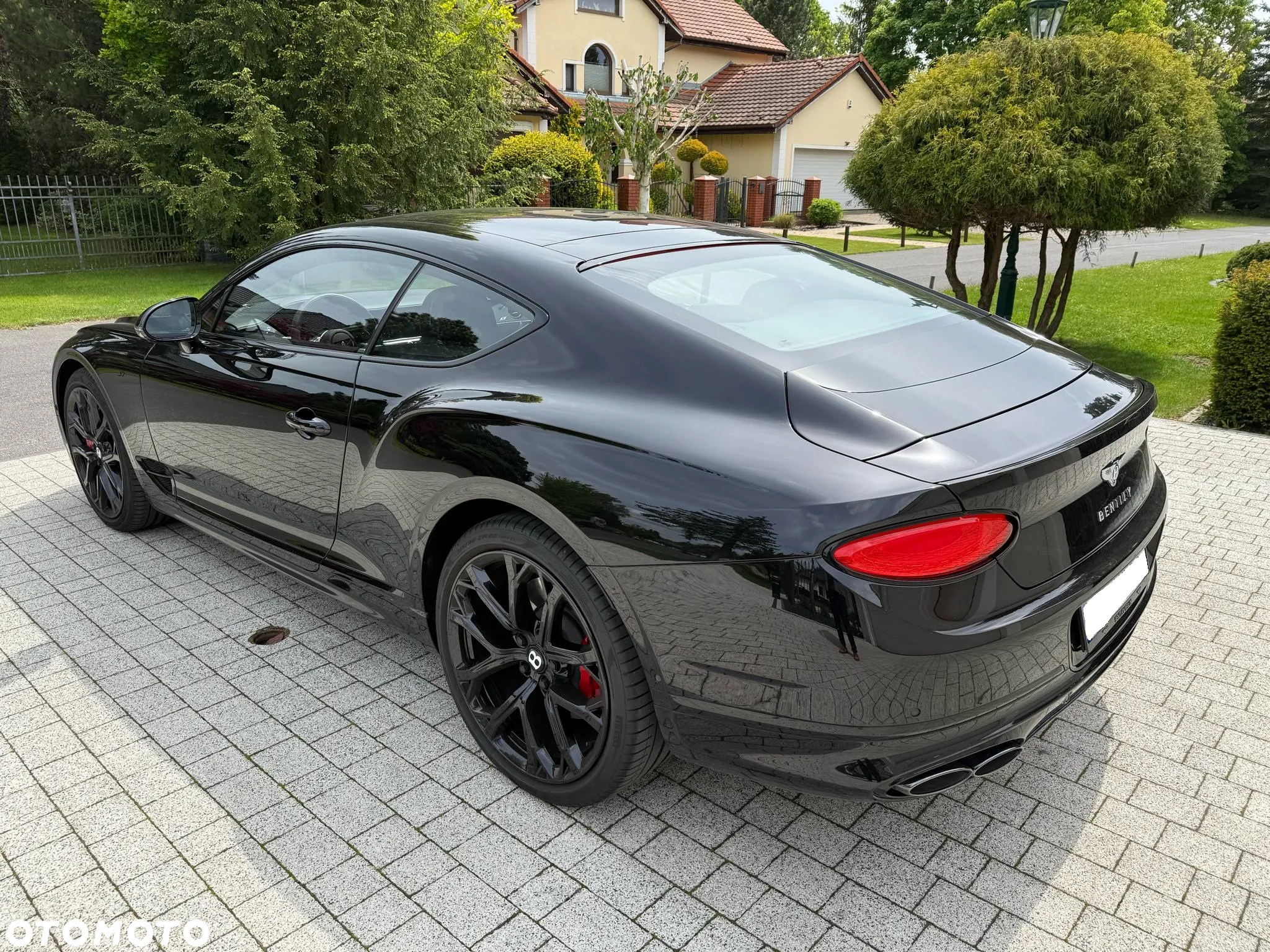Bentley Continental GT V8 S - 9