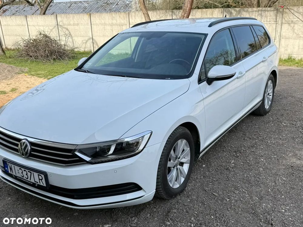 Volkswagen Passat 1.6 TDI BMT Trendline - 1