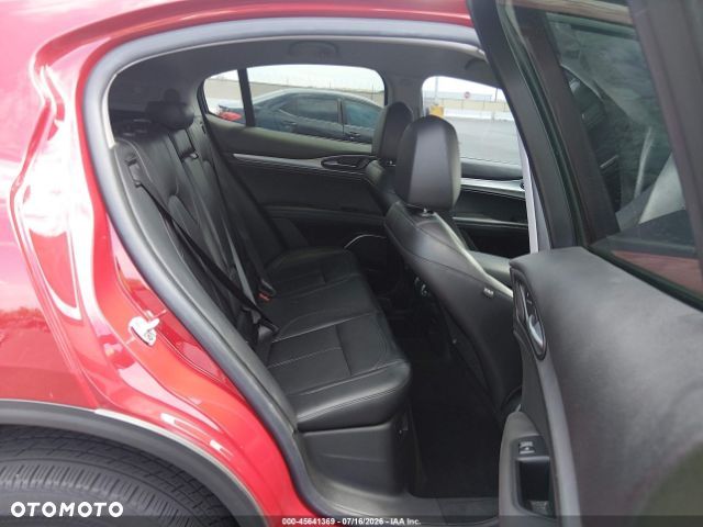 Alfa Romeo Stelvio 2.0 Turbo Veloce Q4 - 6