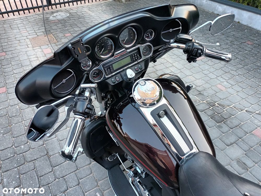 Harley-Davidson FLHTCU Ultra - 10