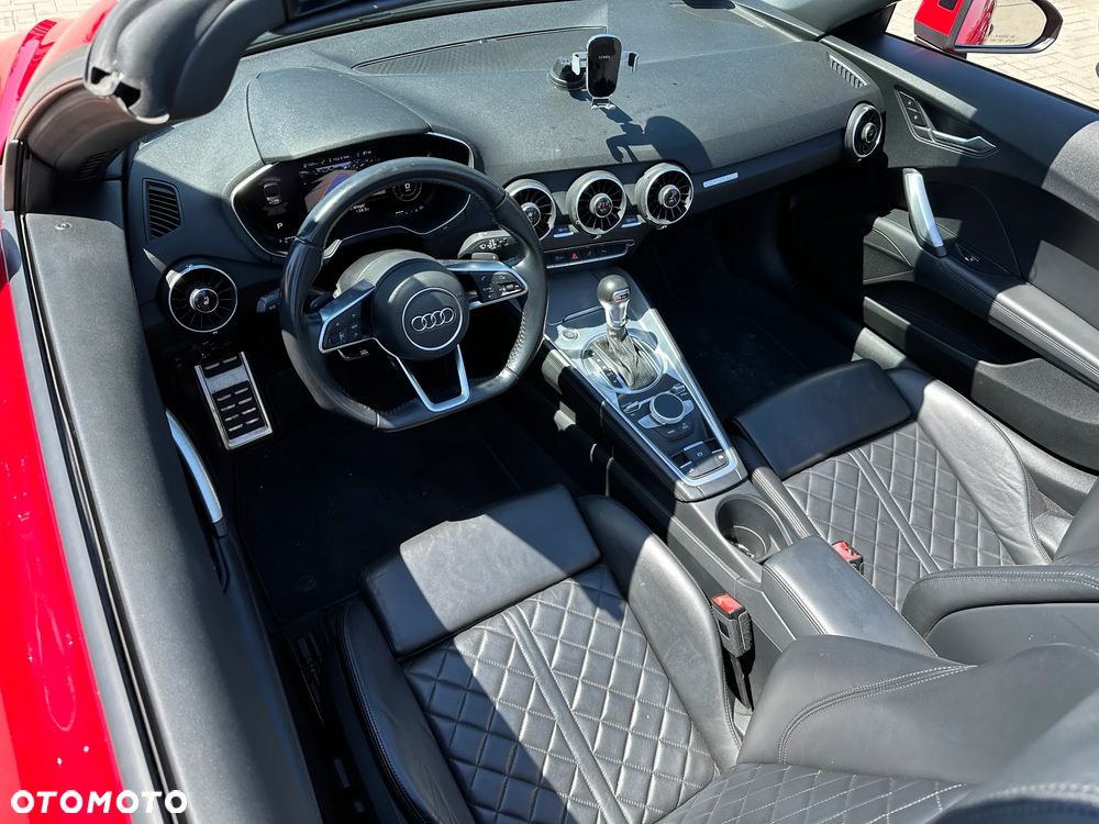 Audi TT Roadster - 6