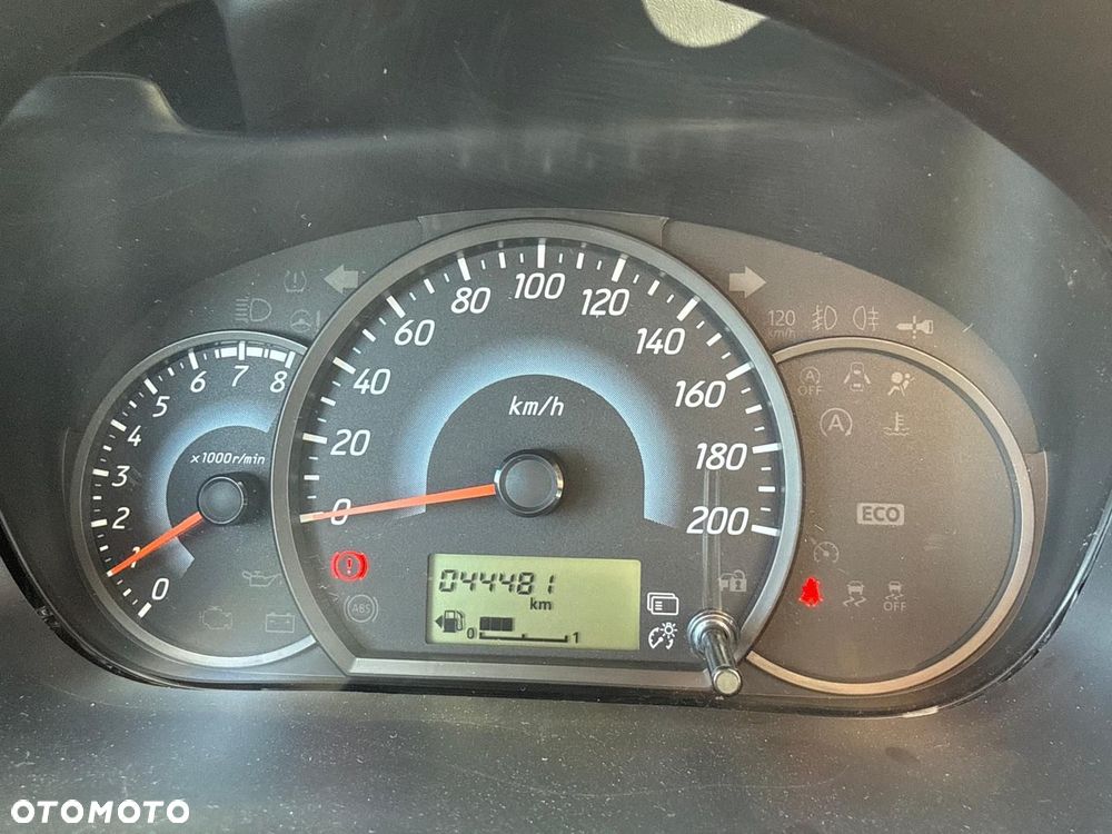 Mitsubishi Space Star 1.0 Entry - 16