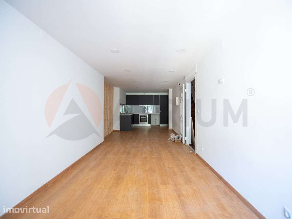 Prédio Renovado no Coração do Centro Histórico de Setúbal - Grande imagem: 4/8