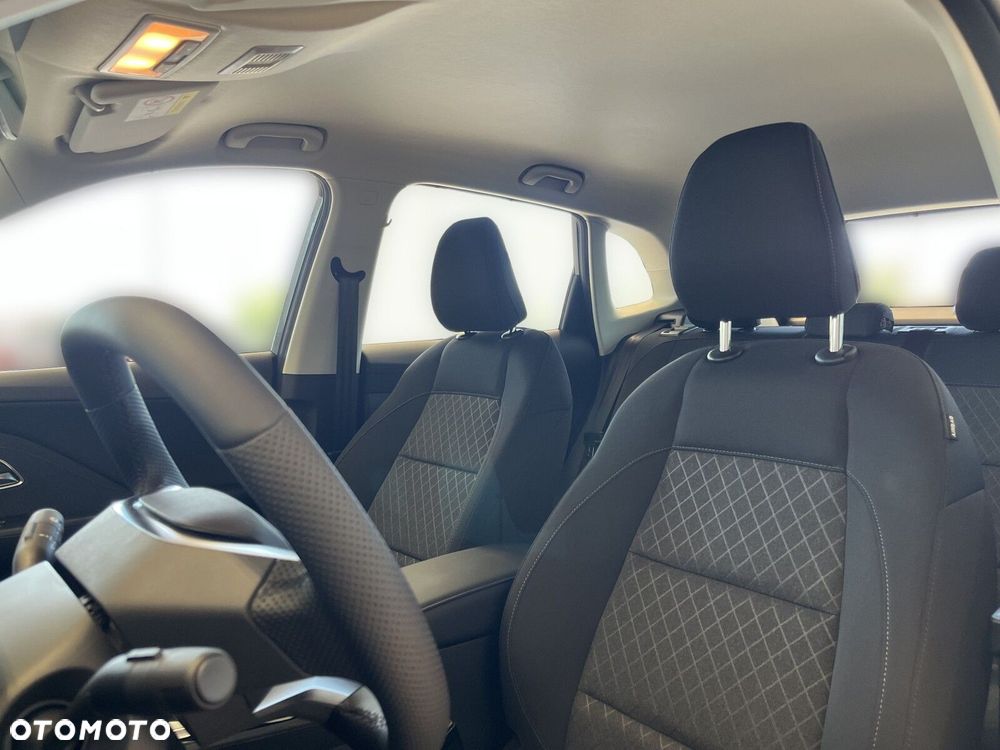 MG ZS Hybrid+ - 12