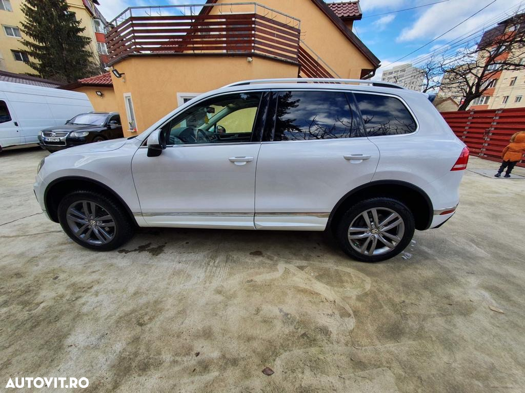 Volkswagen Touareg 3.0 V6 TDI BMT - 7