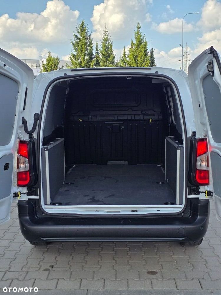 Toyota PROACE CITY - 21