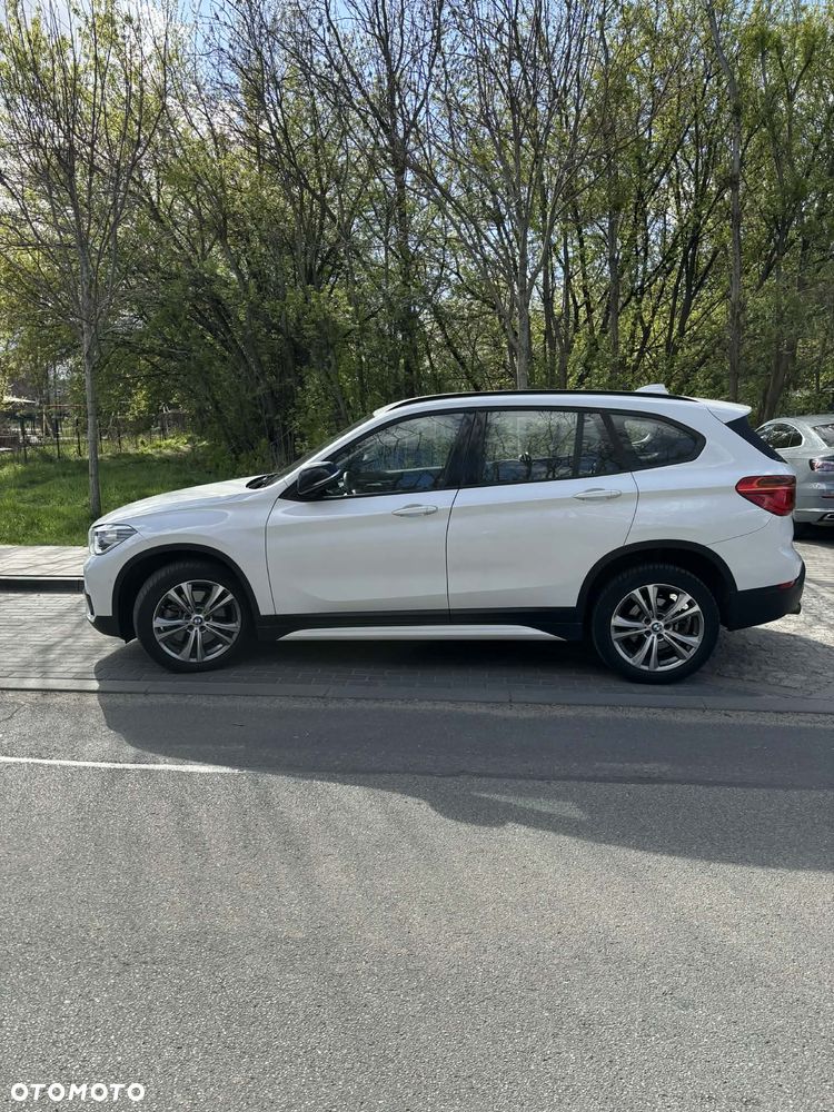 BMW X1 sDrive20i GPF - 7