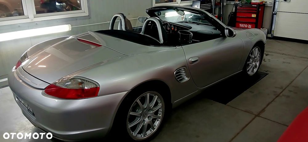 Porsche Boxster - 25