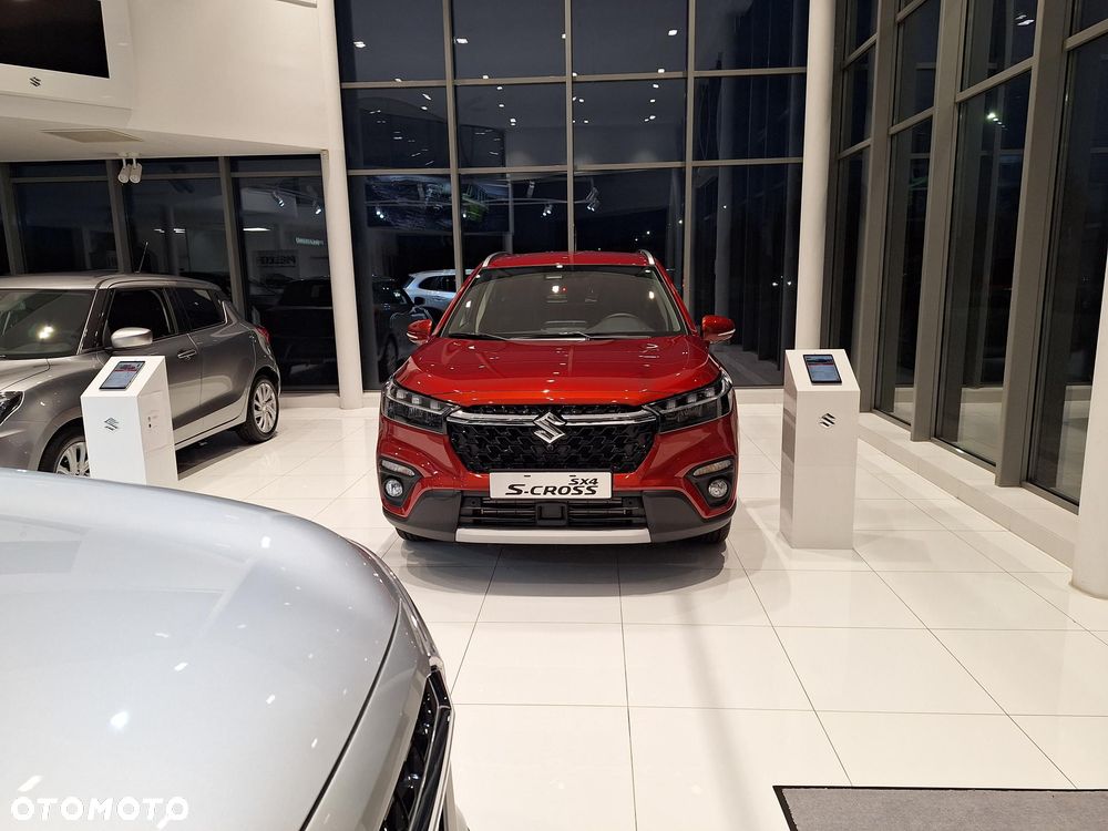 Suzuki S-Cross 1.4 BoosterJet mHEV Elegance SP 4WD - 11