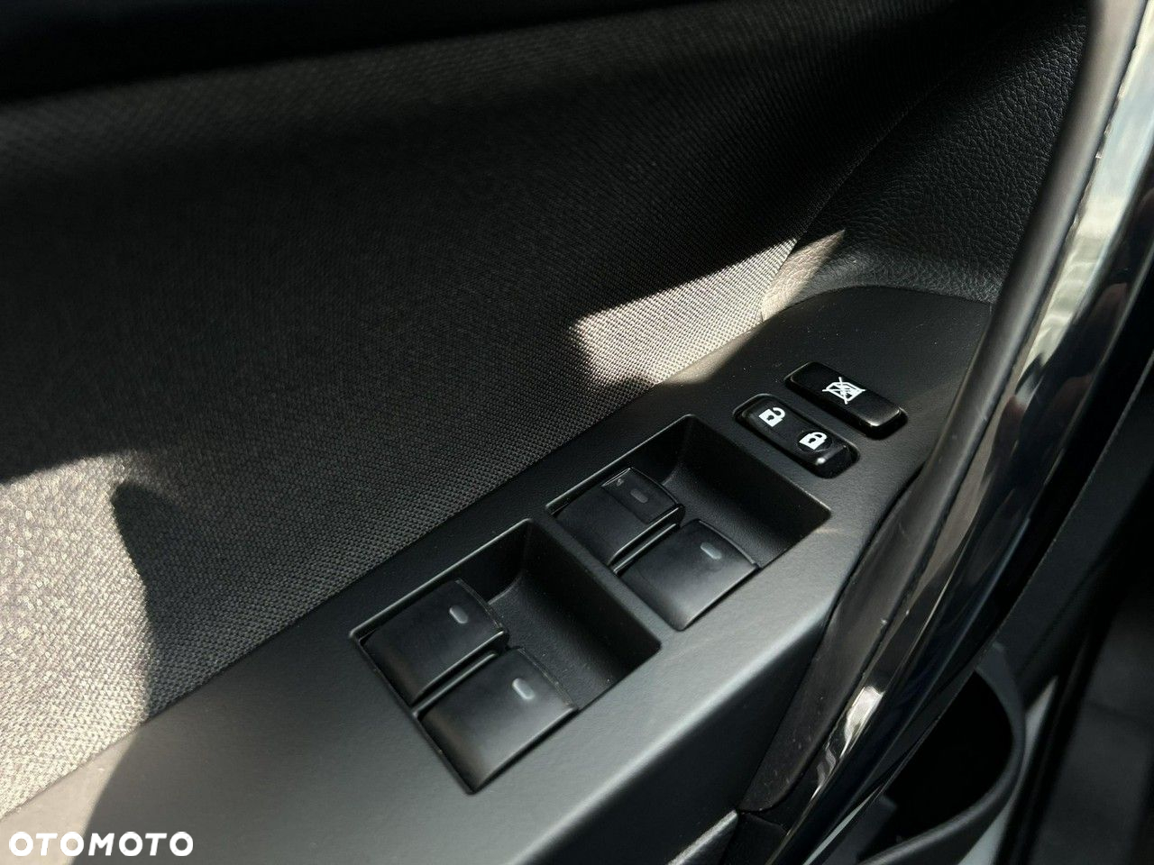 Toyota Auris - 19