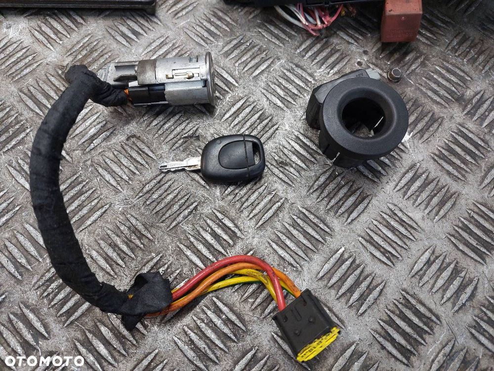 ZESTAW STARTOWY RENAULT CLIO II 1.6 16V 8200044437 8200031557 8200057247 - 4