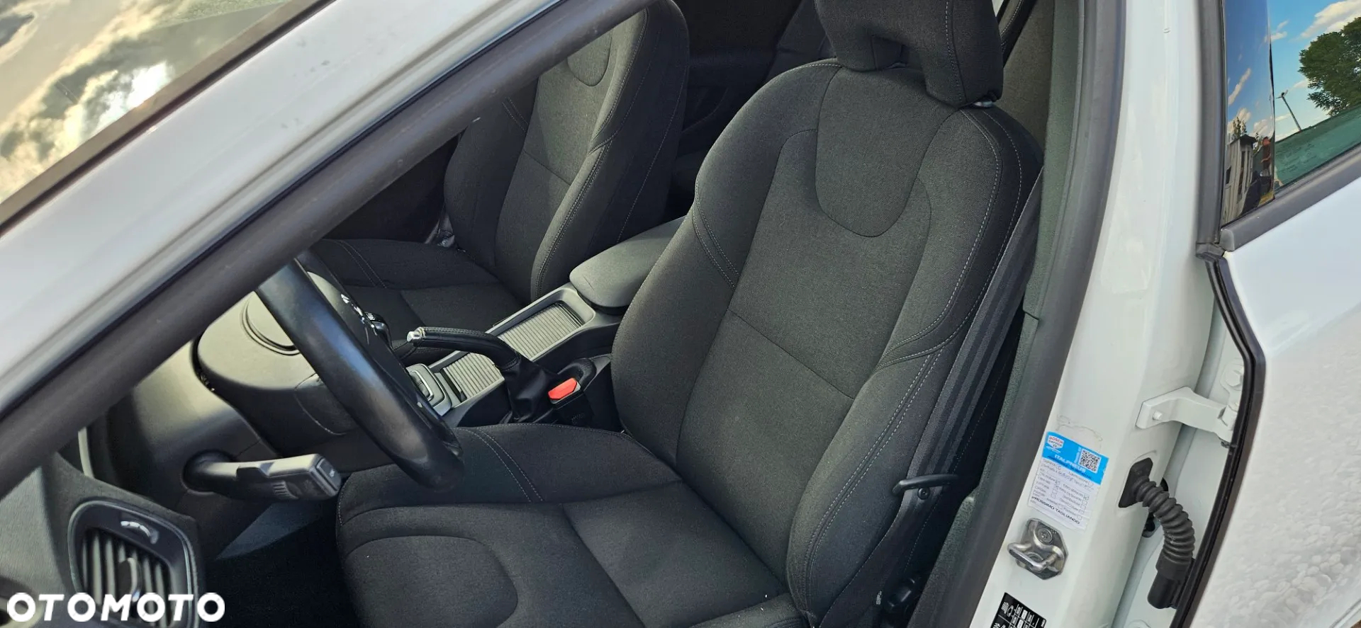 Volvo V40 D2 - 19