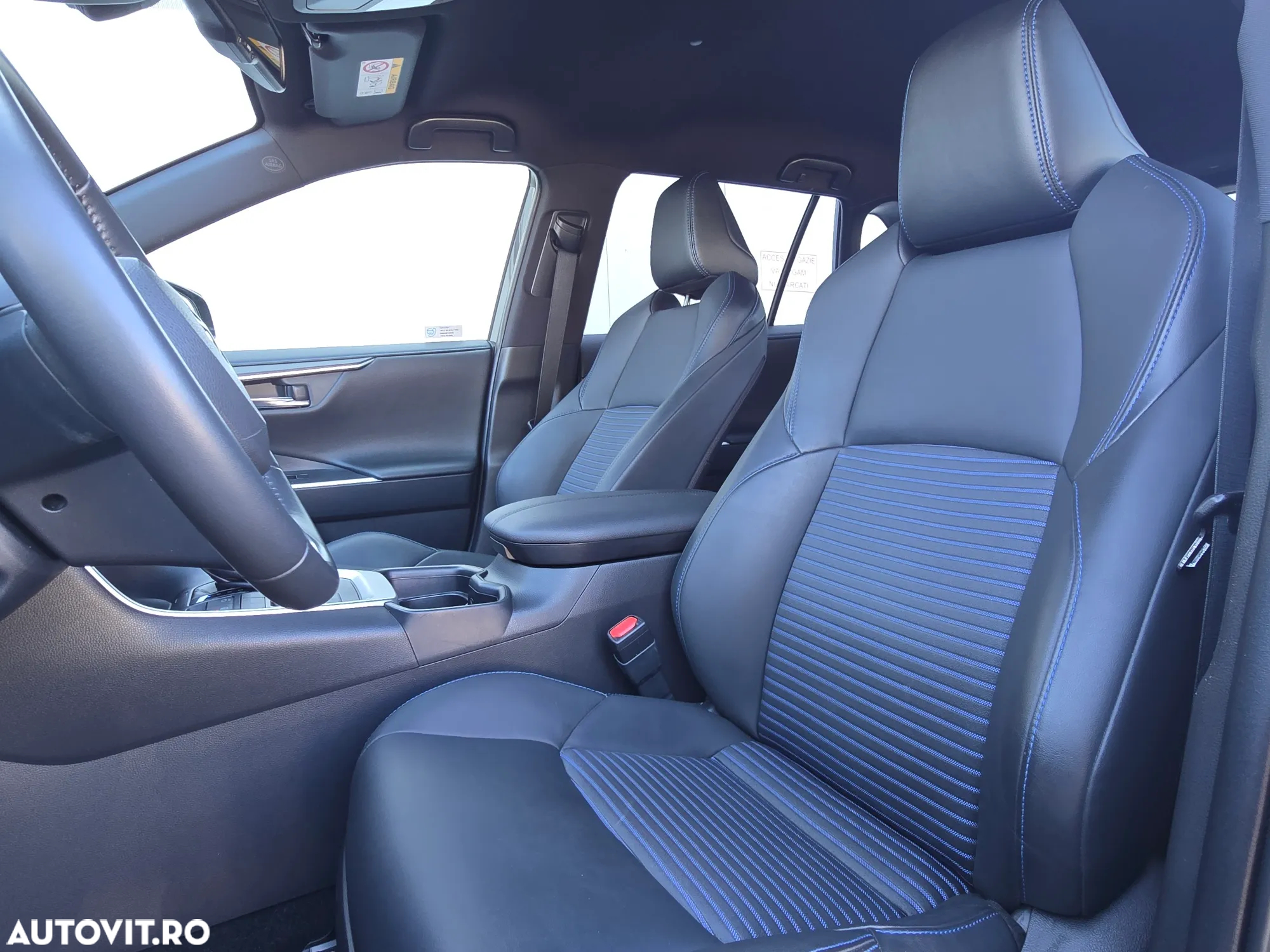 Toyota RAV4 2.5 Hybrid VVT-iE 4x2 Dynamic - 13