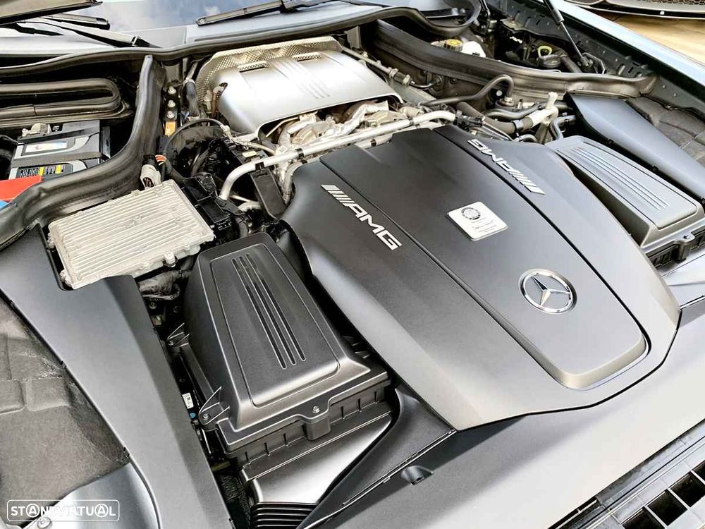 Mercedes-Benz AMG GT S Speedshift 7G-DCT - 32