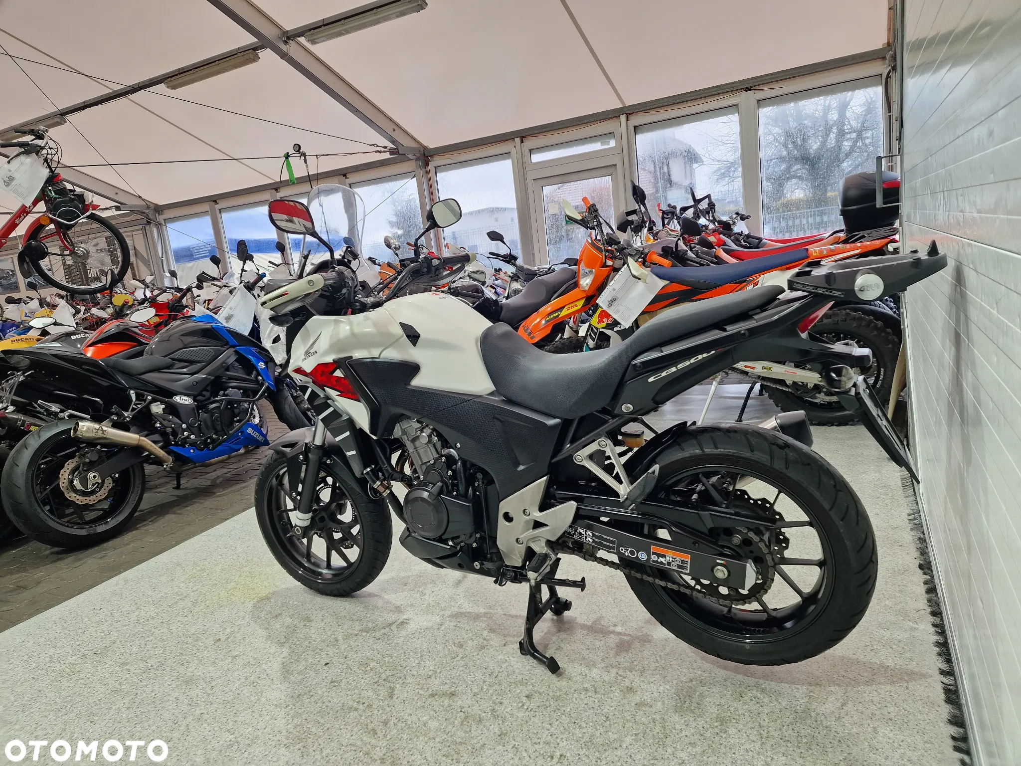 Honda CB - 8