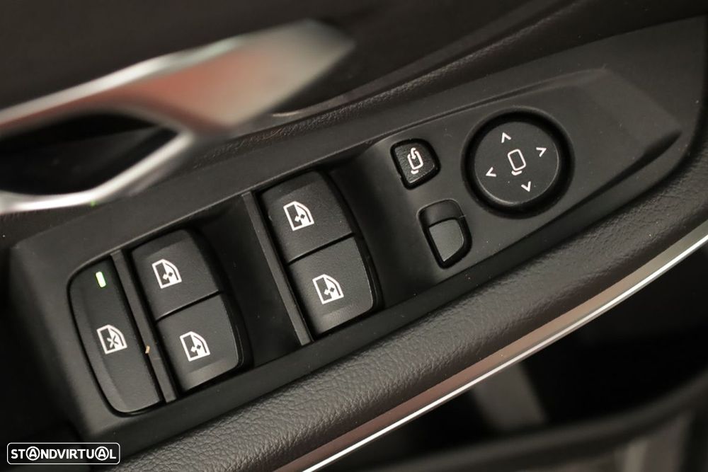 BMW 330 e Edição Desportiva M Auto - 20
