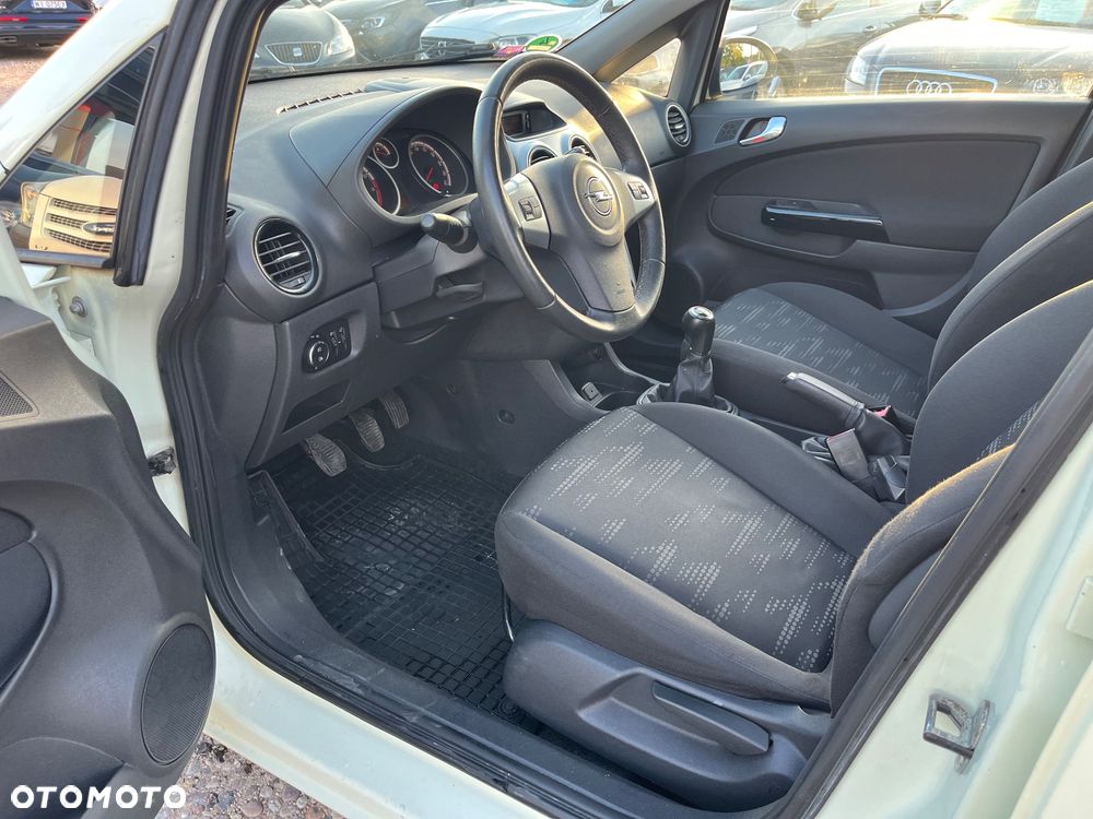 Opel Corsa 1.4 16V Satellite - 7