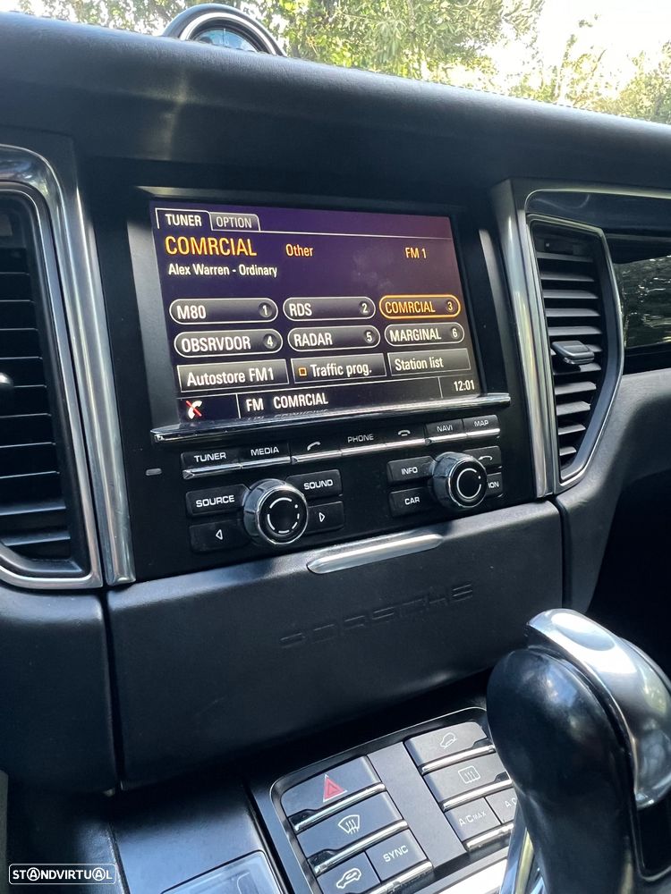 Porsche Macan S - 12