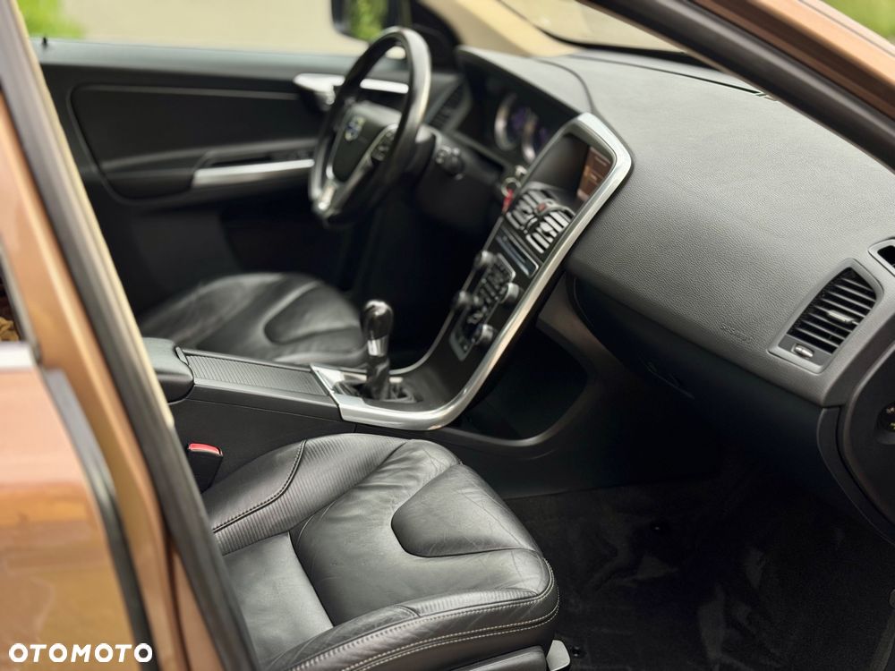 Volvo XC 60 D4 R-Design Kinetic - 12