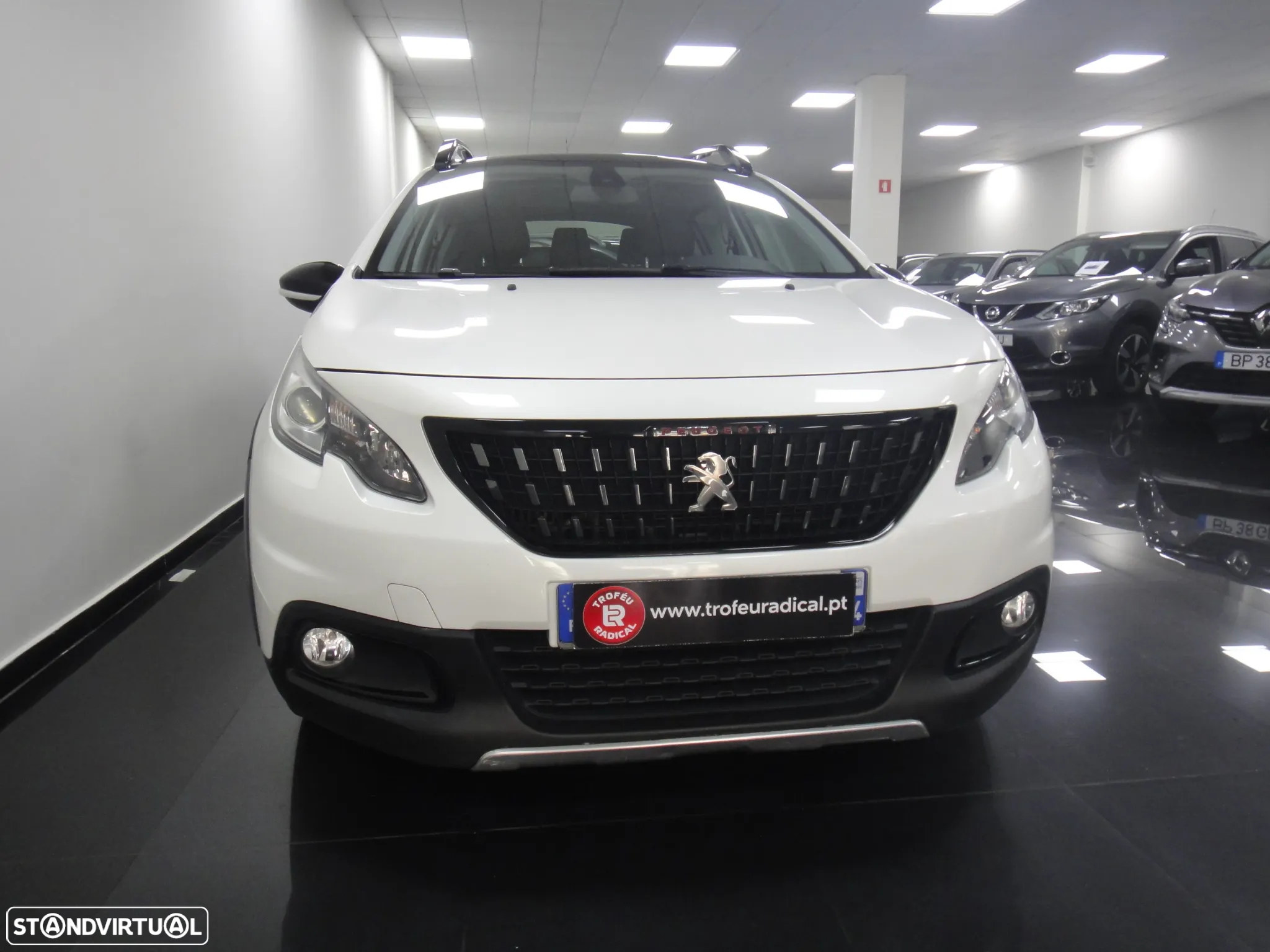 Peugeot 2008 1.2 PureTech GT Line EAT6 - 3