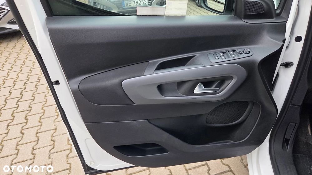 Toyota Proace City Verso 1.5 D-4D Business - 20