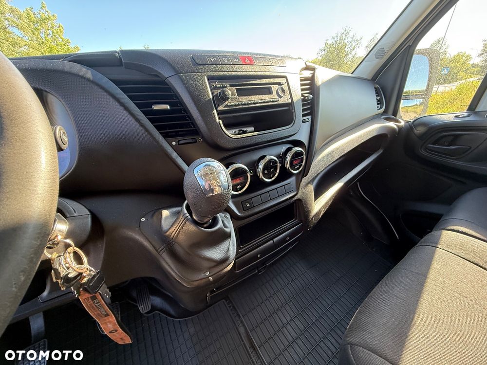 Iveco 35C17 - 7