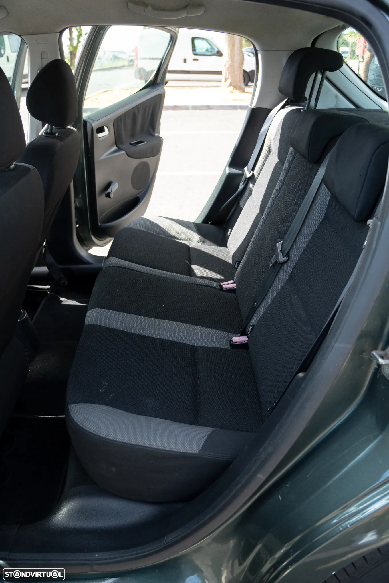 Peugeot 207 - 11