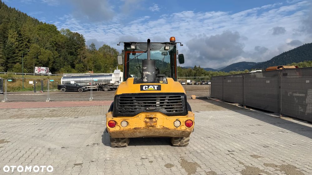 Caterpillar 906H - 4