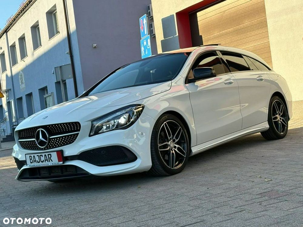 Mercedes-Benz CLA 200 7G-DCT AMG Line - 3
