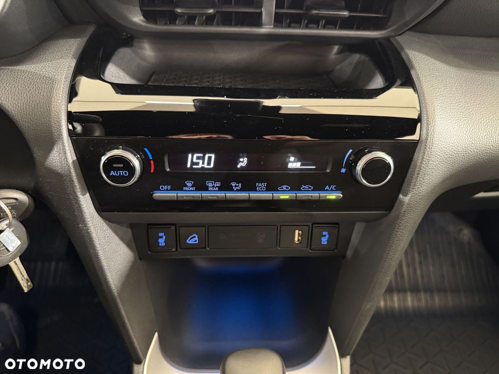 Toyota Yaris Cross - 23