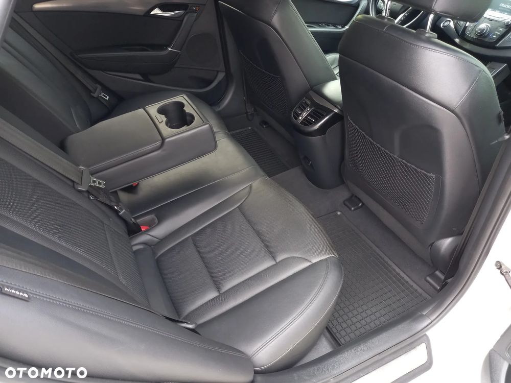 Hyundai i40 Kombi 2.0 Premium - 19