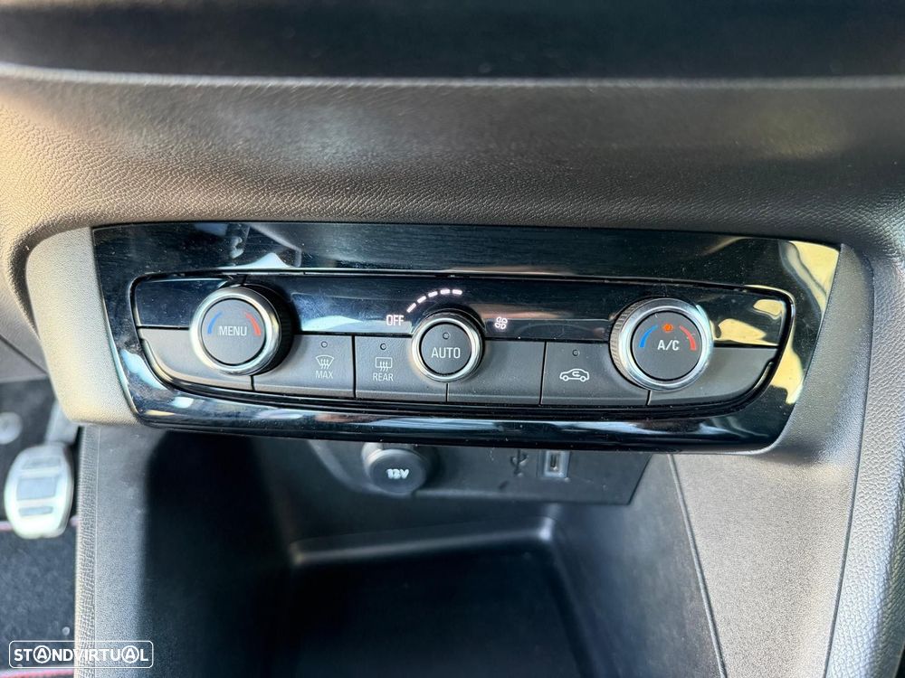 Opel Corsa 1.2 T GS - 24