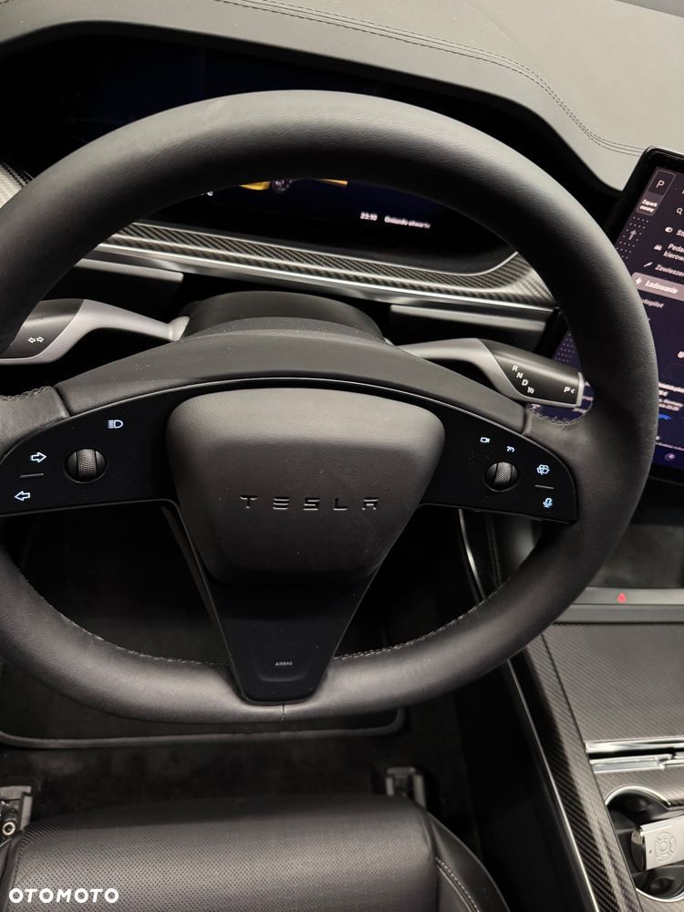 Tesla Model S Plaid - 8