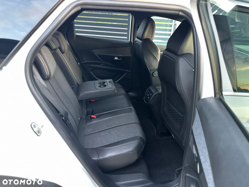 Peugeot 3008 - 36