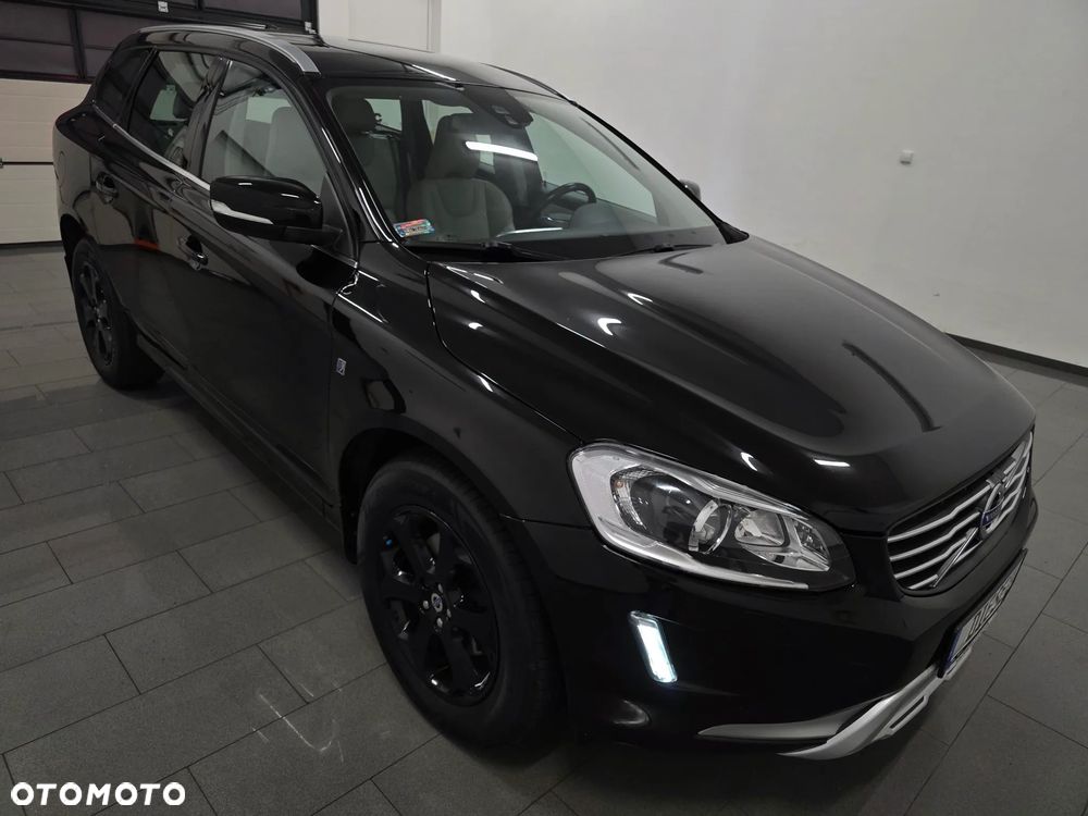 Volvo XC 60 D3 Drive-E Ocean Race - 32
