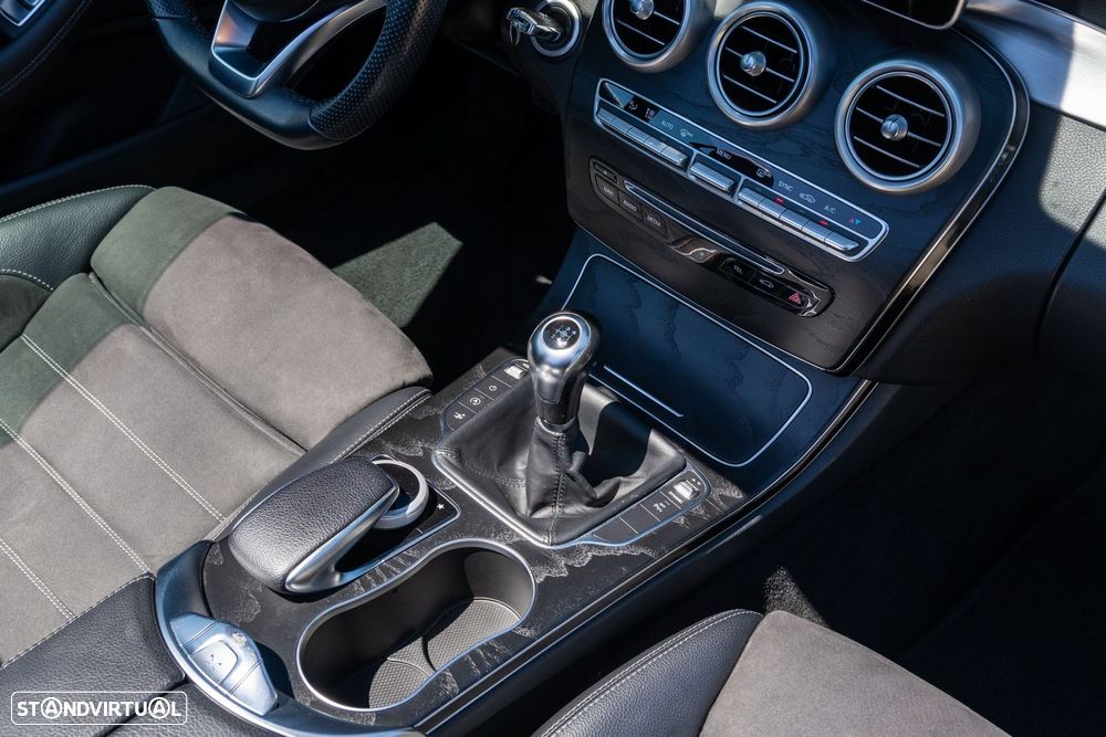 Mercedes-Benz C 220 d Cabrio AMG Line - 16