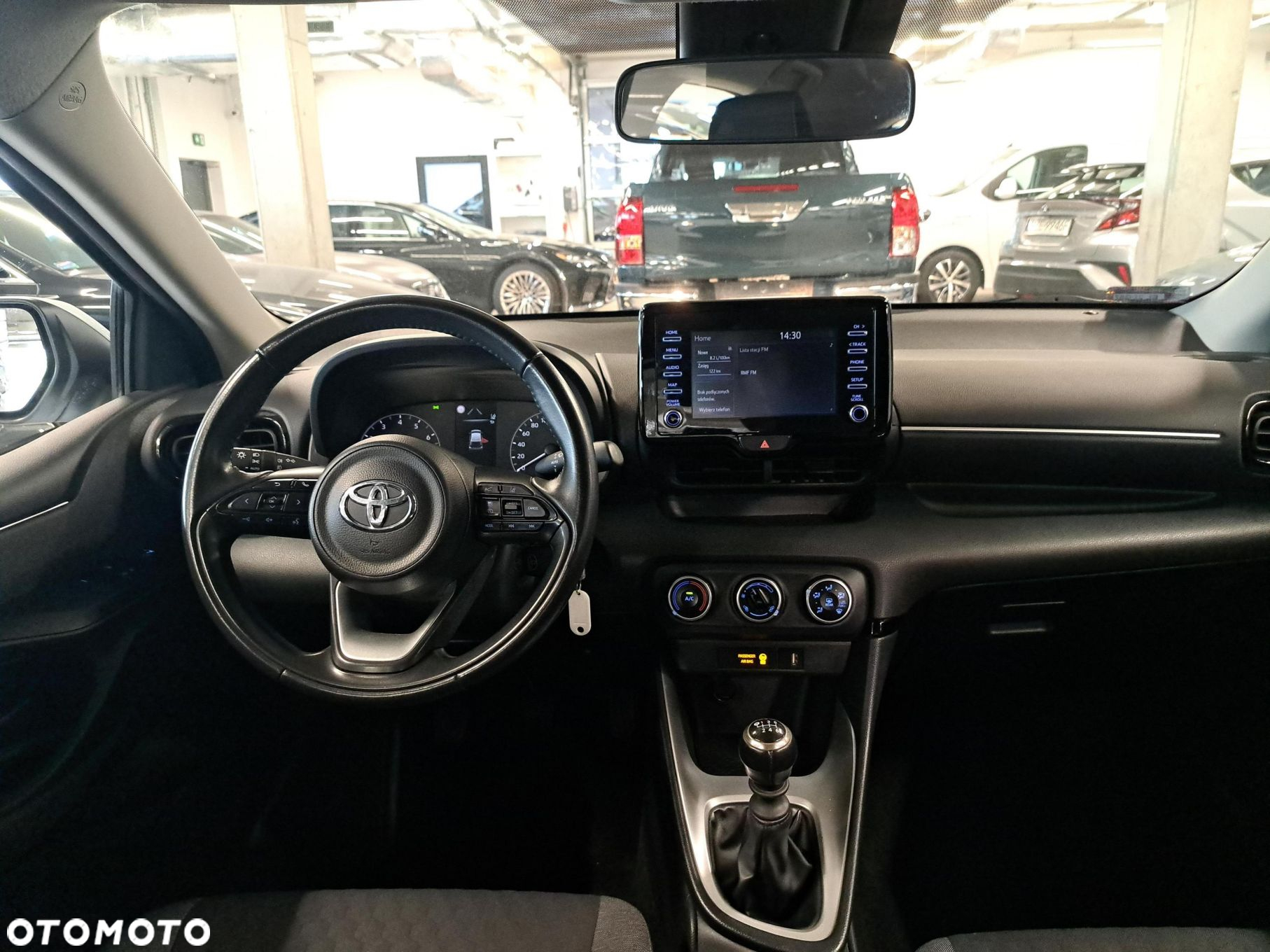 Toyota Yaris - 11