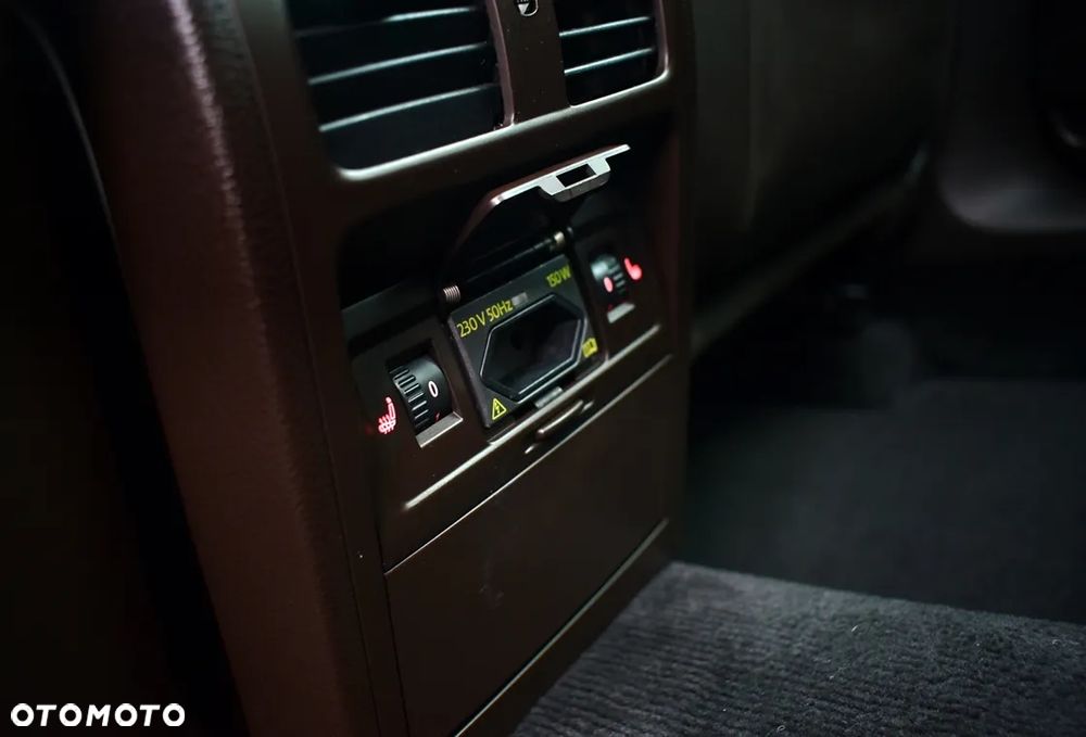 Volkswagen Passat 2.0 TDI Highline DSG - 10