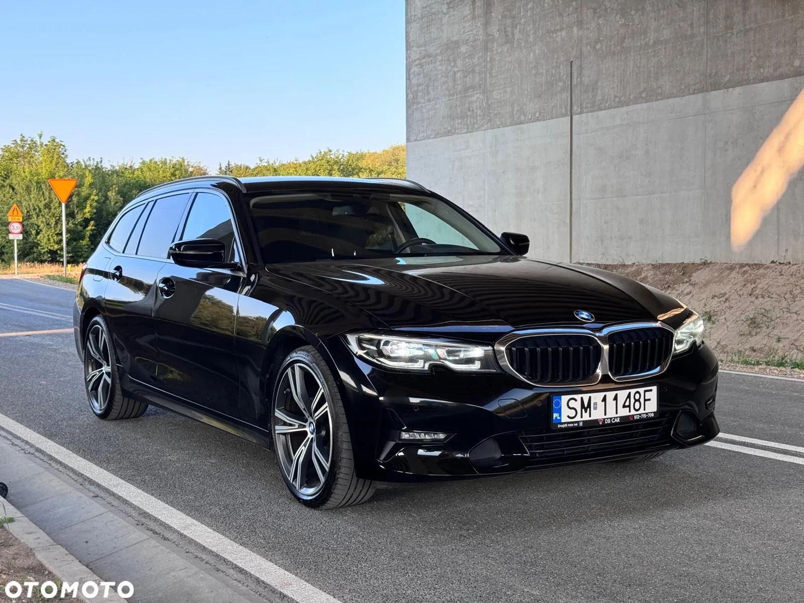 BMW Seria 3 320d Touring xDrive Sport Line - 2